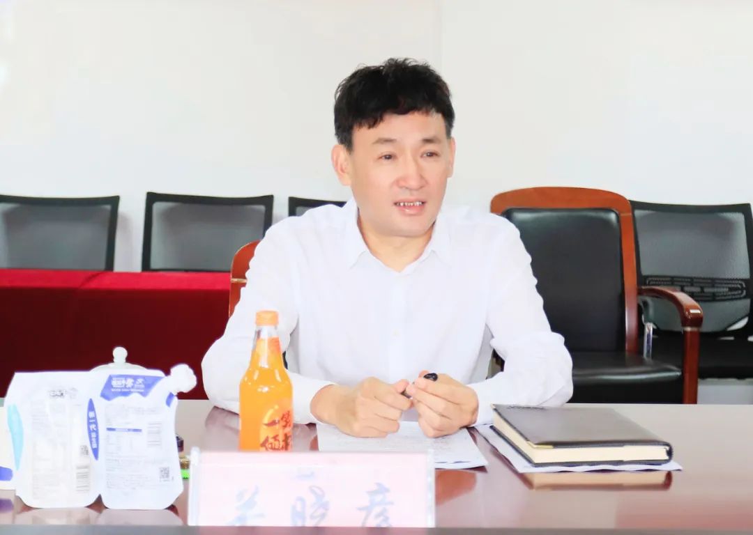 雷火体育·（TF SPORTS）官方网站| 省农投集团董事长李晓寰一行莅临雷火体育·（TF SPORTS）官方网站调研指导工作