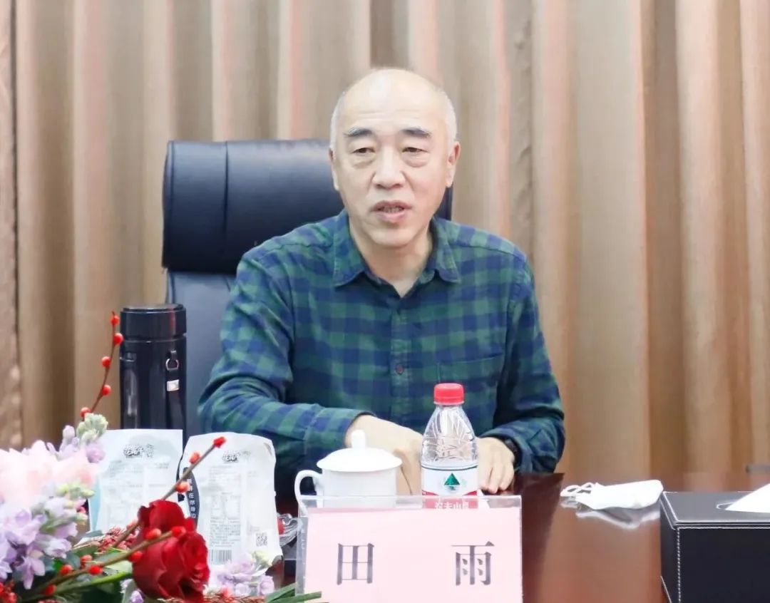 新年开新局 合作促发展丨佳木斯市委常委、副市长闫志刚一行莅临雷火体育·（TF SPORTS）官方网站乳业集团及佳田企业考察座谈
