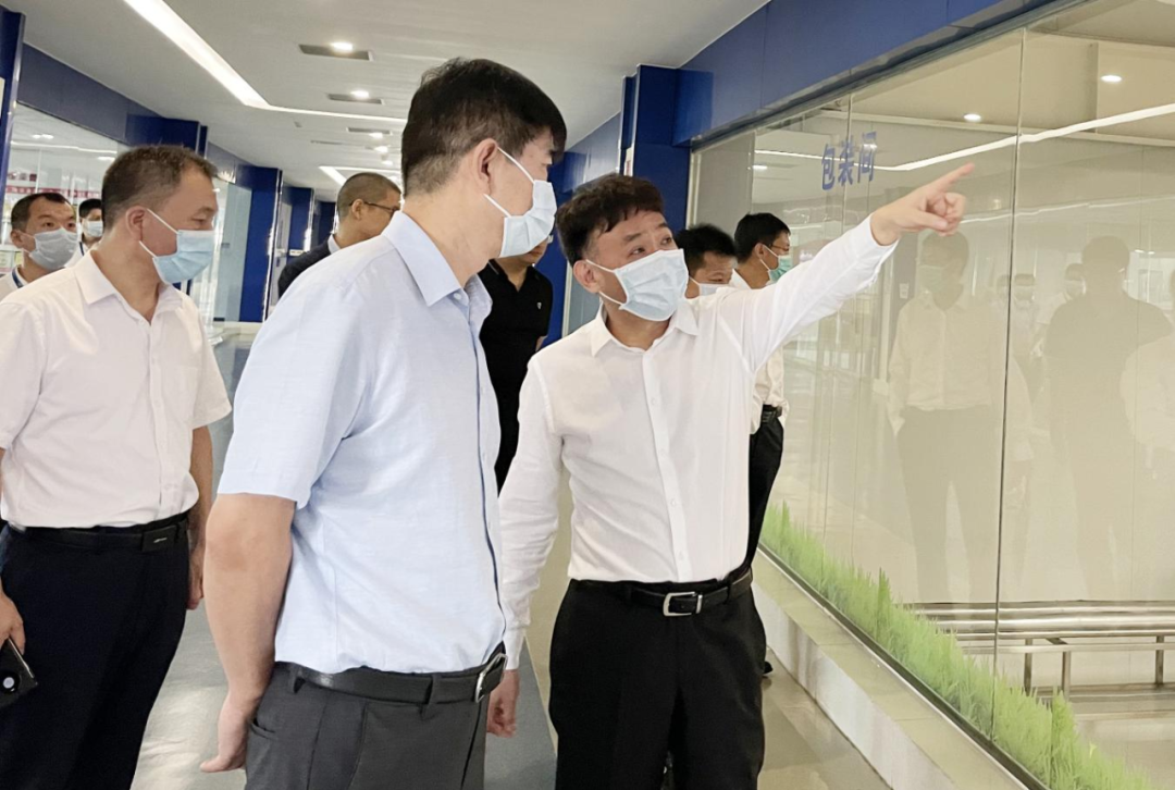 快讯丨河南省人民政府国有资产监督管理委员会副主任刘银志莅临雷火体育·（TF SPORTS）官方网站乳业集团参观座谈
