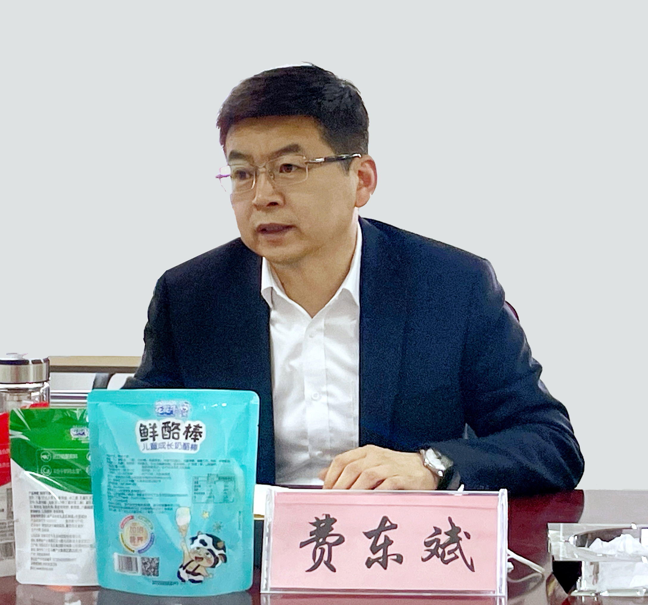 河南省委常委、副省长费东斌莅临 雷火体育·（TF SPORTS）官方网站乳业集团调研