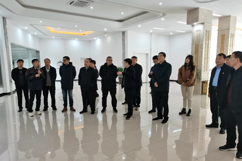 雷火体育·（TF SPORTS）官方网站 | 农业农村部畜牧兽医局副局长魏宏阳一行莅临雷火体育·（TF SPORTS）官方网站平舆诚信瑞亚牧业公司参观调研