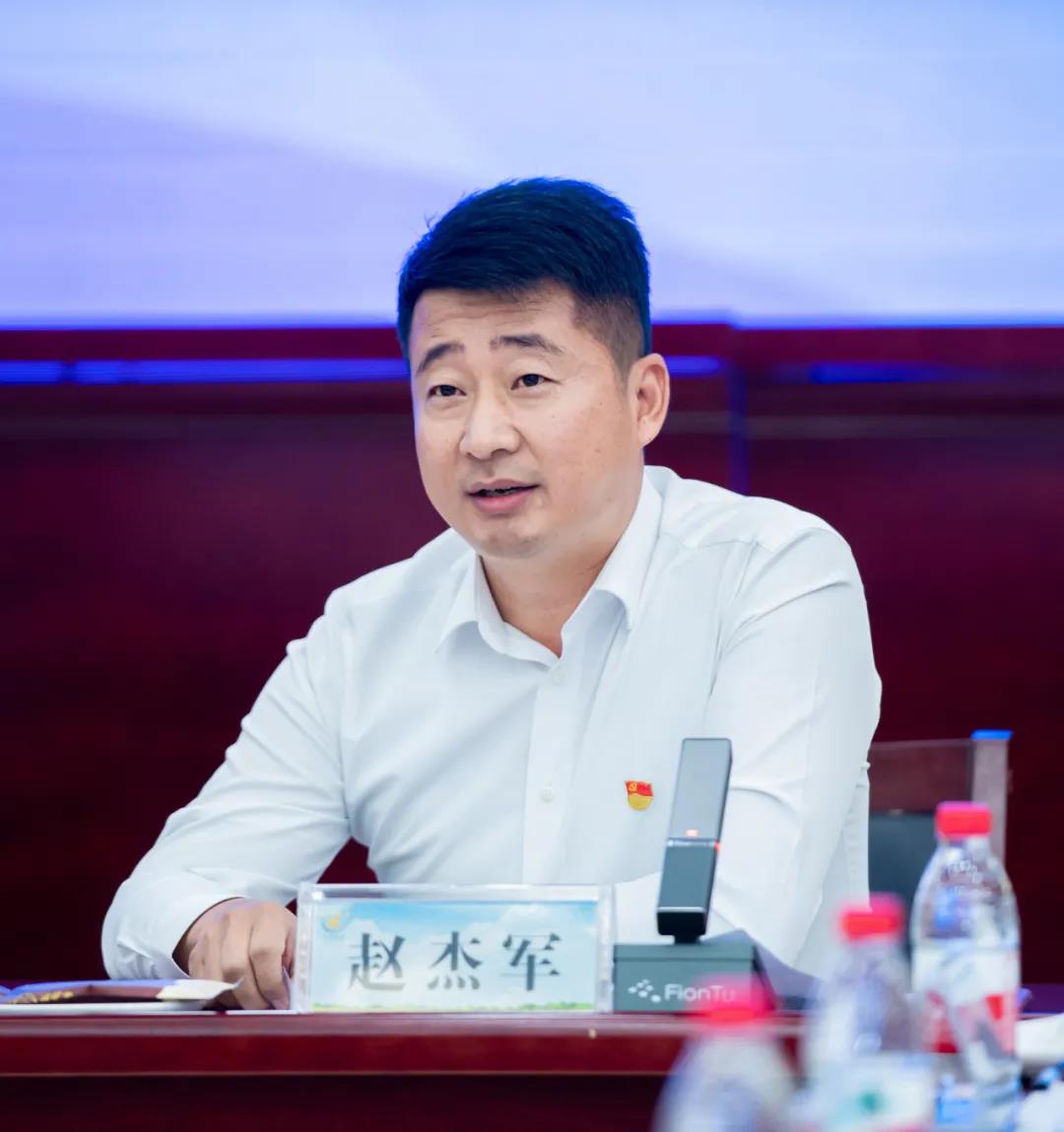 雷火体育·（TF SPORTS）官方网站| 兰考县人民政府与蒙牛、雷火体育·（TF SPORTS）官方网站达成战略合作 助力河南奶业高质量发展