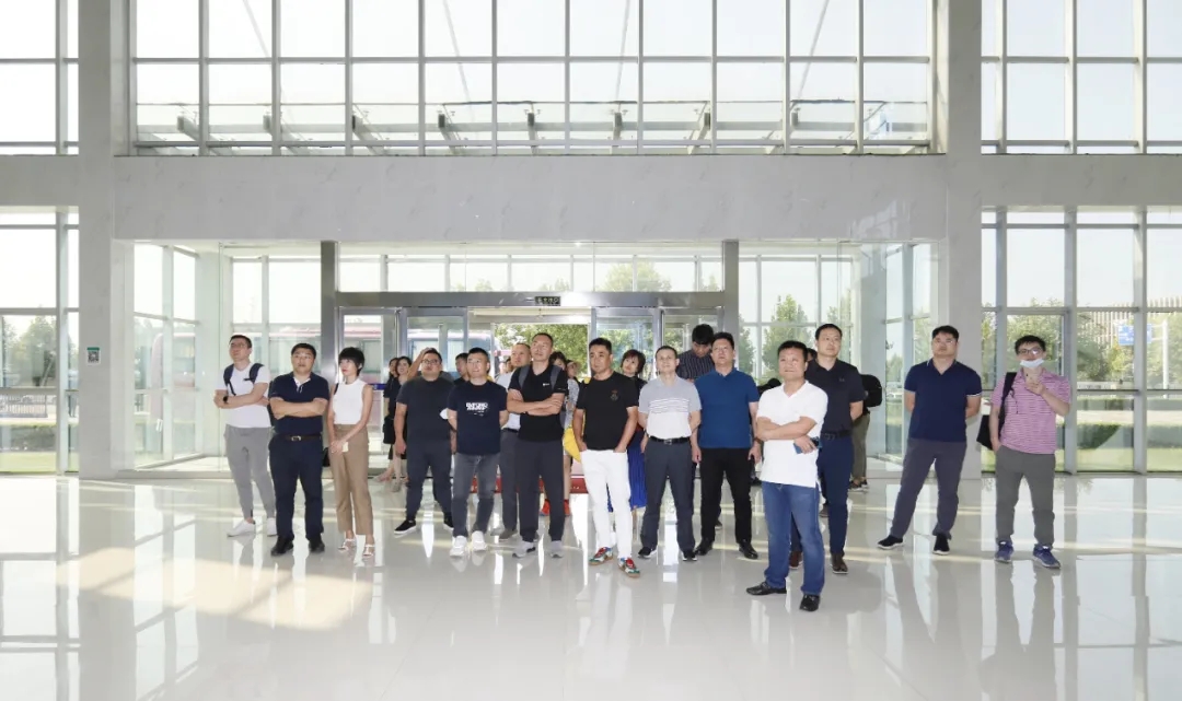 快讯 | 长江商学院智能制造学会走进雷火体育·（TF SPORTS）官方网站乳业集团