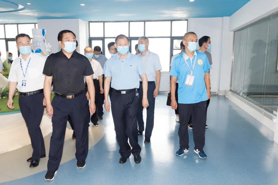 郑州市安全生产双重预防体系建设现场观摩会在雷火体育·（TF SPORTS）官方网站乳业集团郑州分公司召开