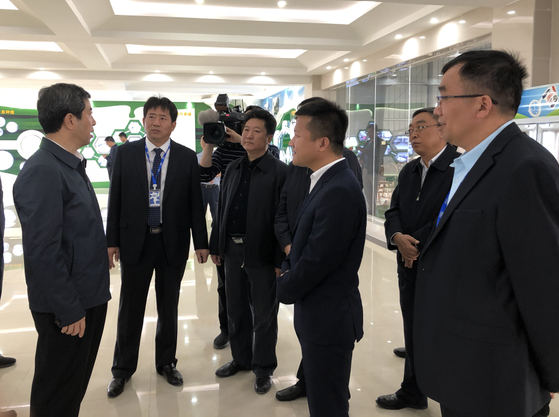 河南省委副书记、省长陈润儿一行莅临 雷火体育·（TF SPORTS）官方网站集团鲁山瑞亚牧业有限公司视察调研