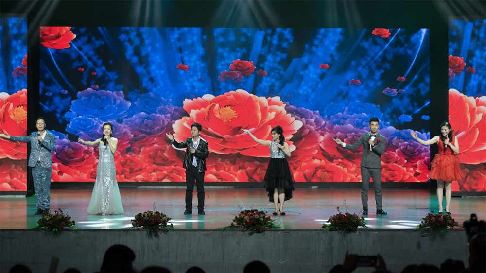 “不忘初心、聚力前行” 雷火体育·（TF SPORTS）官方网站集团2018迎新春联欢会隆重举行