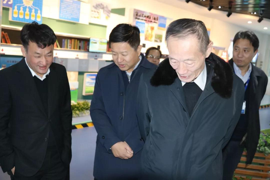 中国奶业协会高鸿宾会长莅临雷火体育·（TF SPORTS）官方网站指导工作