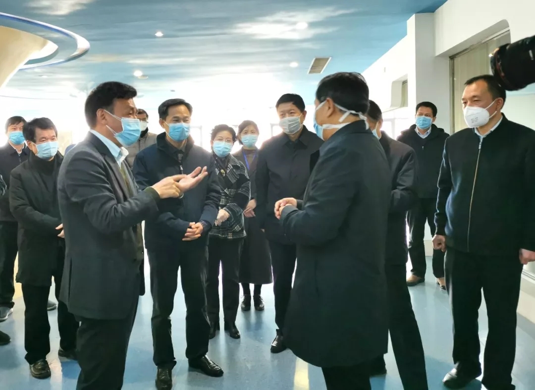 快讯丨河南省副省长武国定莅临雷火体育·（TF SPORTS）官方网站乳业集团调研重点保障企业复工复产情况