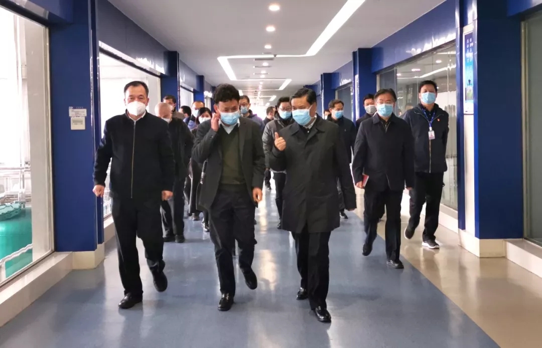 快讯丨河南省副省长武国定莅临雷火体育·（TF SPORTS）官方网站乳业集团调研重点保障企业复工复产情况
