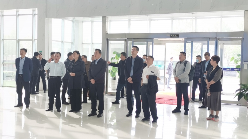 雷火体育·（TF SPORTS）官方网站丨沈阳市人大常委会副主任曹鹏一行莅临雷火体育·（TF SPORTS）官方网站考察座谈