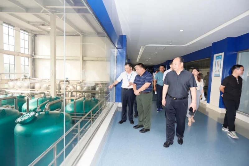 快讯 | 河南省人民政府食品安全委员会办公室第三批食品安全示范区验收组领导莅临雷火体育·（TF SPORTS）官方网站乳业集团验收
