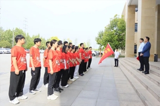 弘扬五四精神 激扬青春力量——河南时搏（中国）乳业集团开展青年徒步活动